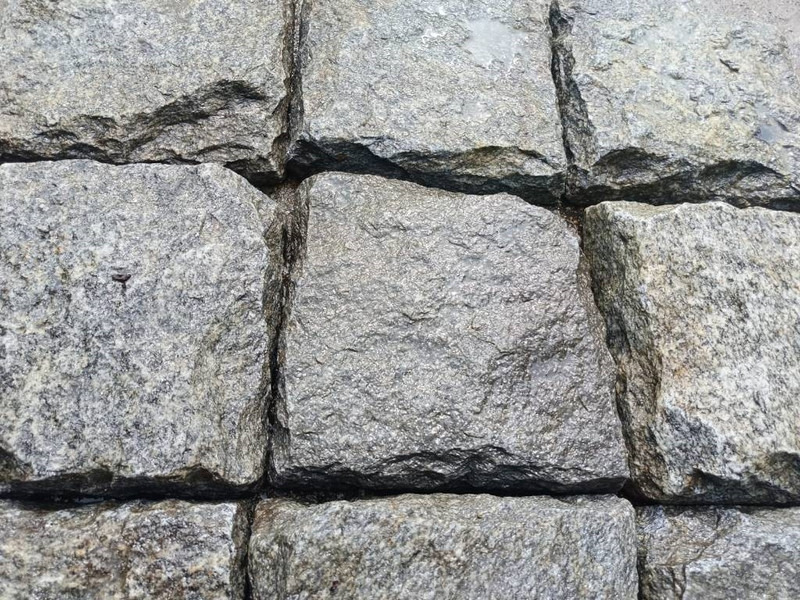 Construction machinery graniet natuursteen 40x40x7-8 cm 300m2 ruw/glad te: picture 10 Construction machinery graniet natuursteen 40x40x7-8 cm 300m2 ruw/glad te: picture 10