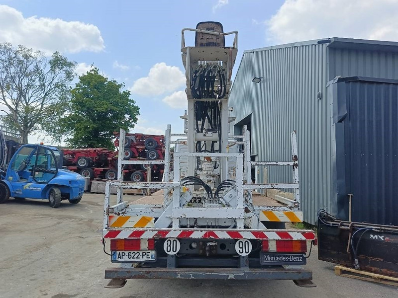 Mercedes-Benz atego risa camgrue 9501 drill boor airco incl rod - Drilling rig: picture 5 Mercedes-Benz atego risa camgrue 9501 drill boor airco incl rod - Drilling rig: picture 5