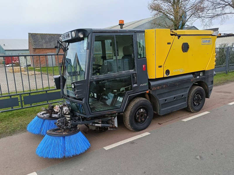 Schmidt Compact 200 swingo 200 veegmachine brush - Road sweeper: picture 1 Schmidt Compact 200 swingo 200 veegmachine brush - Road sweeper: picture 1