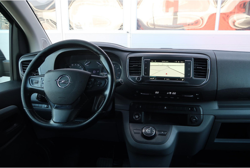 Interior photo 2: Small van Opel Vivaro 2.0 CDTI L3H1 Innovation AUT/ LED/ CAMERA/ NAVI/ CRUISE/ CLIMA/ TREKHAAK