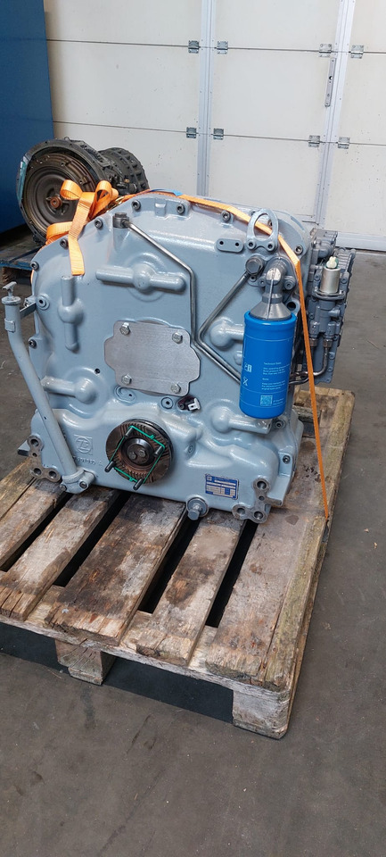 ZF WG 211 - Gearbox for Construction equipment: picture 3 ZF WG 211 - Gearbox for Construction equipment: picture 3