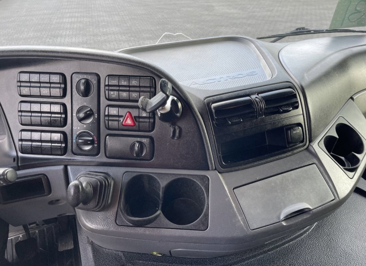 MERCEDES-BENZ 2548 6X2 TOIMIL CRANE 36T ORIG.204.000km! leasing MERCEDES-BENZ 2548 6X2 TOIMIL CRANE 36T ORIG.204.000km!: picture 13 MERCEDES-BENZ 2548 6X2 TOIMIL CRANE 36T ORIG.204.000km! leasing MERCEDES-BENZ 2548 6X2 TOIMIL CRANE 36T ORIG.204.000km!: picture 13