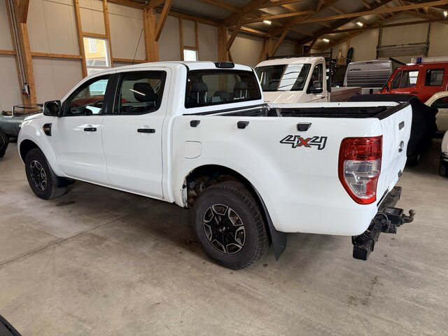 FORD Ranger 2.2 TDCi 4x4 Doppelkabine XL... - Truck: picture 3 FORD Ranger 2.2 TDCi 4x4 Doppelkabine XL... - Truck: picture 3
