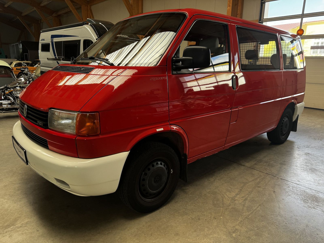 Volkswagen T4 2.5 TDI Syncro 4x4 7-Sitzer 1. Hand! - Passenger van: picture 1 Volkswagen T4 2.5 TDI Syncro 4x4 7-Sitzer 1. Hand! - Passenger van: picture 1