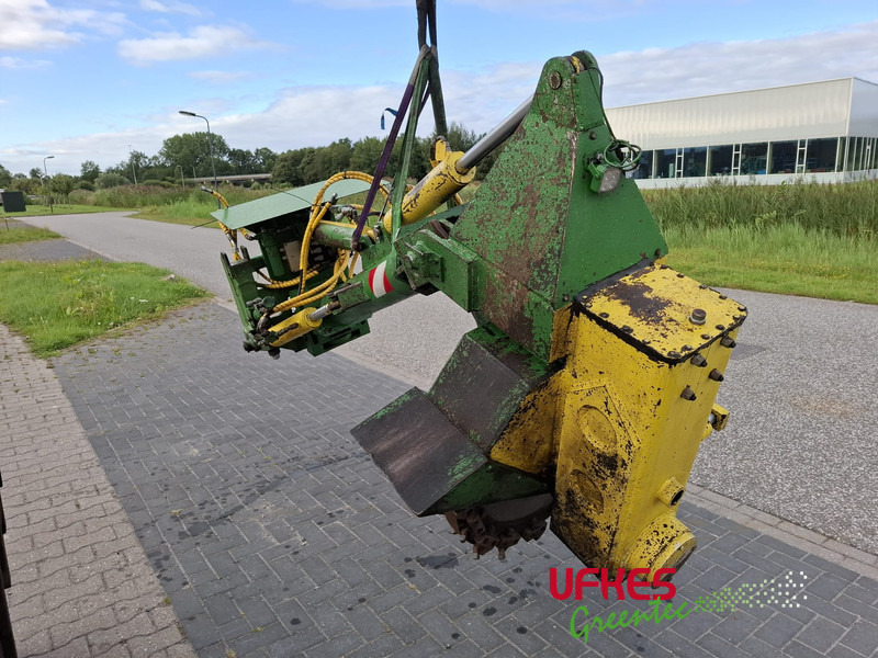 Stobbenfrees Trekker aanbouw - Stump grinder: picture 4 Stobbenfrees Trekker aanbouw - Stump grinder: picture 4