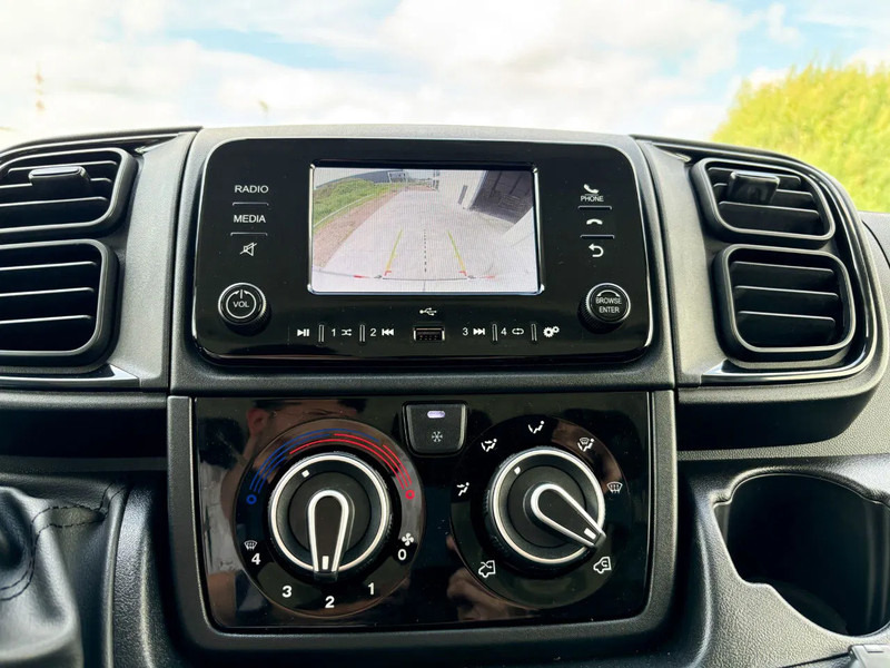 New Panel van Citroën Jumper Jumper L3H2 | Leasing from €840/month: picture 14
