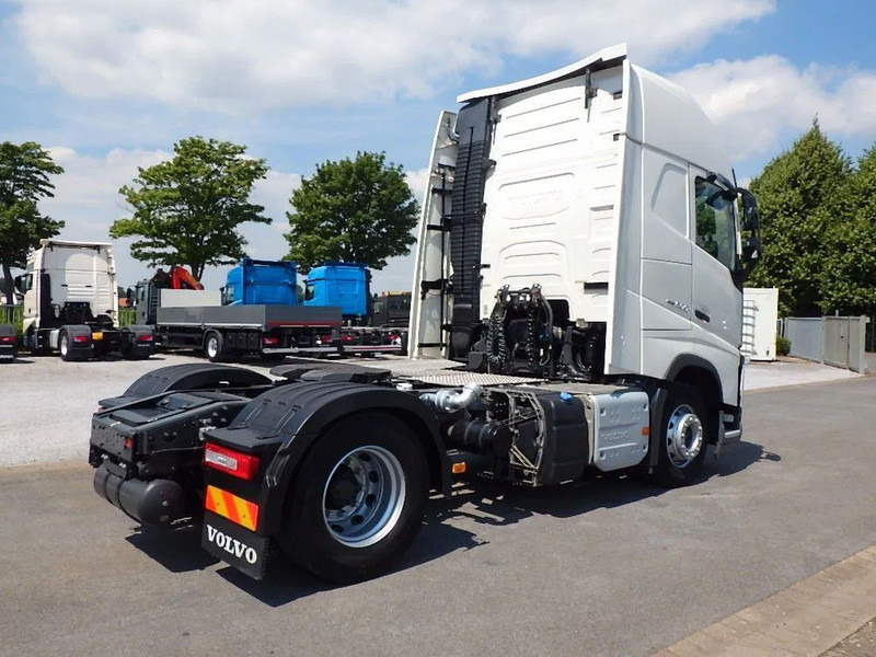 Volvo FH 500 Globetrotter XL 4x2 | Leasing - Tractor unit: picture 2 Volvo FH 500 Globetrotter XL 4x2 | Leasing - Tractor unit: picture 2