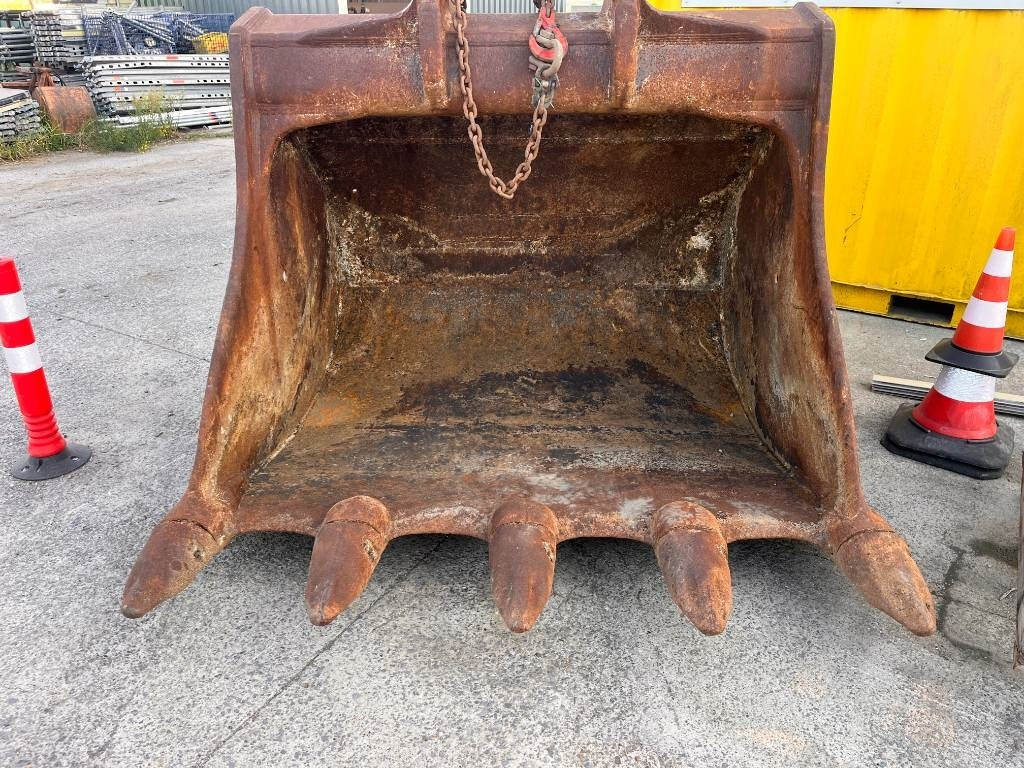 HSM 3.8 m3 - Bucket for Construction machinery: picture 2 HSM 3.8 m3 - Bucket for Construction machinery: picture 2