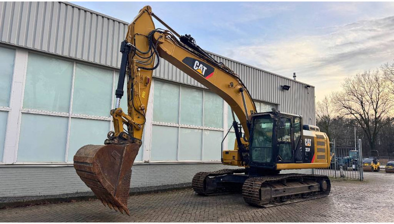 Cat 323 F L 2017 - Crawler excavator: picture 2 Cat 323 F L 2017 - Crawler excavator: picture 2