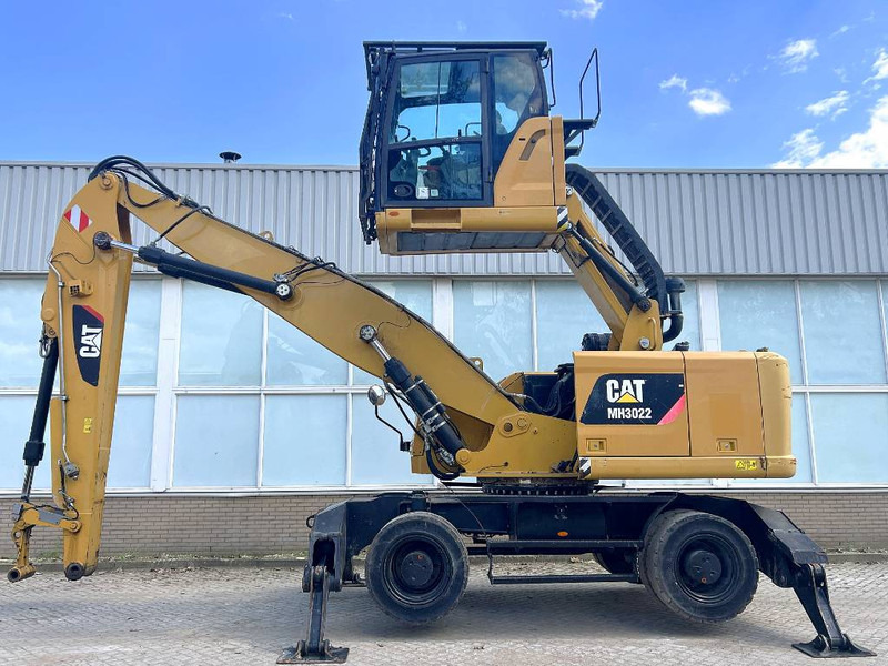 Cat MH 3022 2015 CE - Waste/ Industry handler: picture 1 Cat MH 3022 2015 CE - Waste/ Industry handler: picture 1