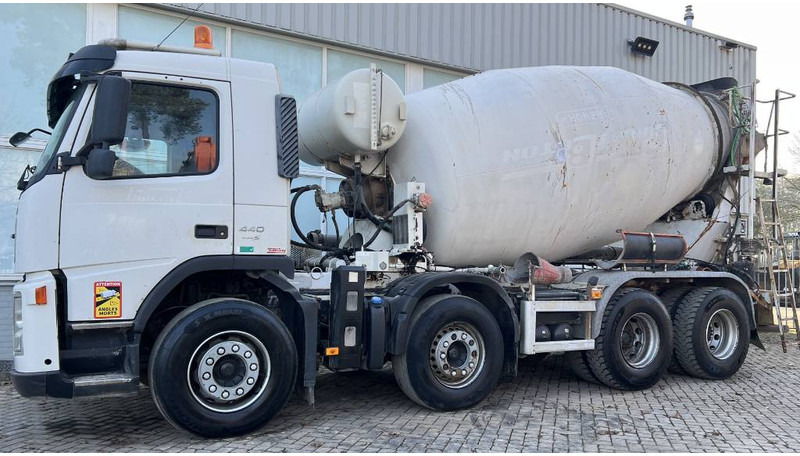 Volvo FM 440 2007 - Concrete mixer truck: picture 2 Volvo FM 440 2007 - Concrete mixer truck: picture 2