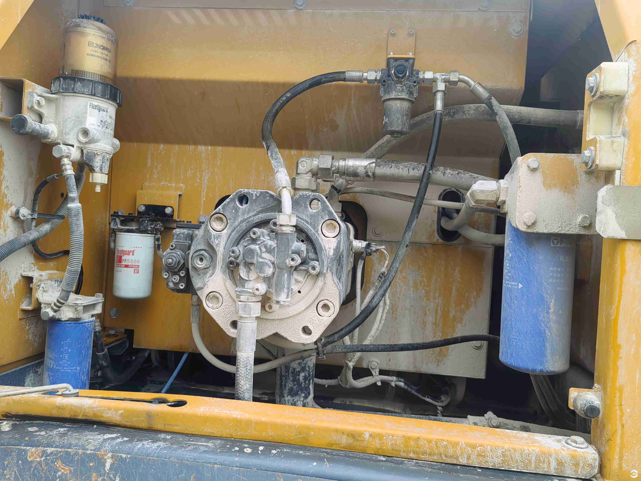 XCMG 2021 used XE335DK 33ton hydraulic excavator in good condition - Crawler excavator: picture 4 XCMG 2021 used XE335DK 33ton hydraulic excavator in good condition - Crawler excavator: picture 4