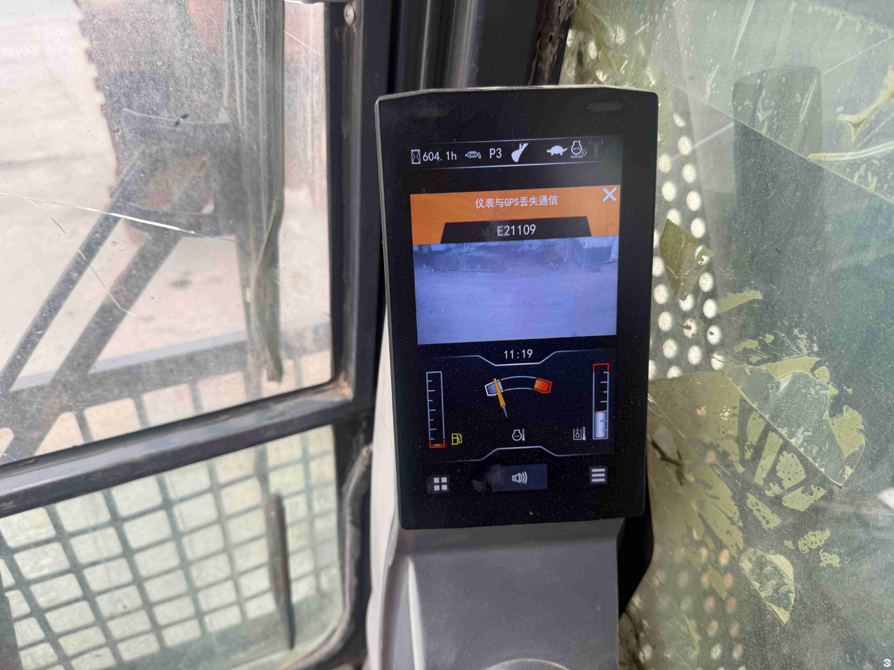 XCMG 2021 used XE690DK 69ton hydraulic heavy excavator price - Crawler excavator: picture 3 XCMG 2021 used XE690DK 69ton hydraulic heavy excavator price - Crawler excavator: picture 3