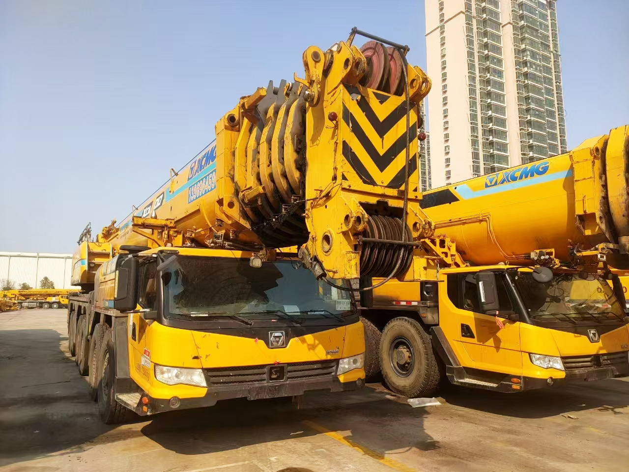 XCMG Manufacturer Used Mobile Hydraulic Truck Cranes XCA300 All Terrain Crane For Sale - All terrain crane: picture 3 XCMG Manufacturer Used Mobile Hydraulic Truck Cranes XCA300 All Terrain Crane For Sale - All terrain crane: picture 3