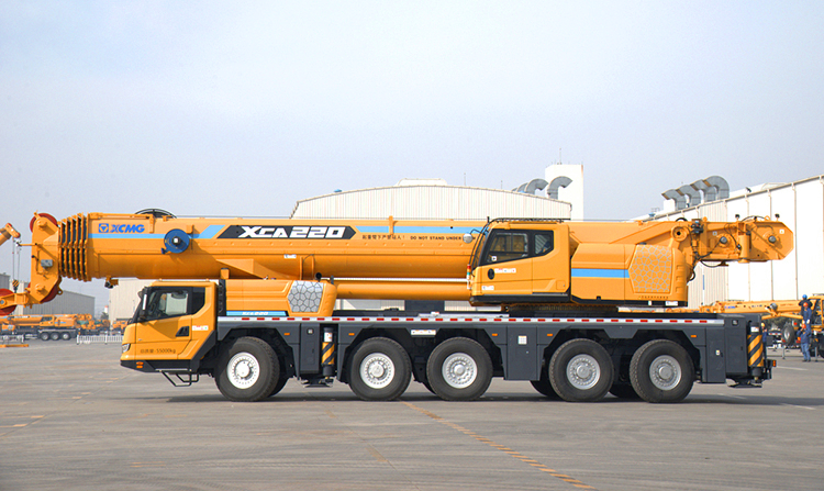 XCMG Official Crane Lifting XCA260 260 Ton All Terrain Crane With 92.6m Lifting Height - All terrain crane: picture 2 XCMG Official Crane Lifting XCA260 260 Ton All Terrain Crane With 92.6m Lifting Height - All terrain crane: picture 2