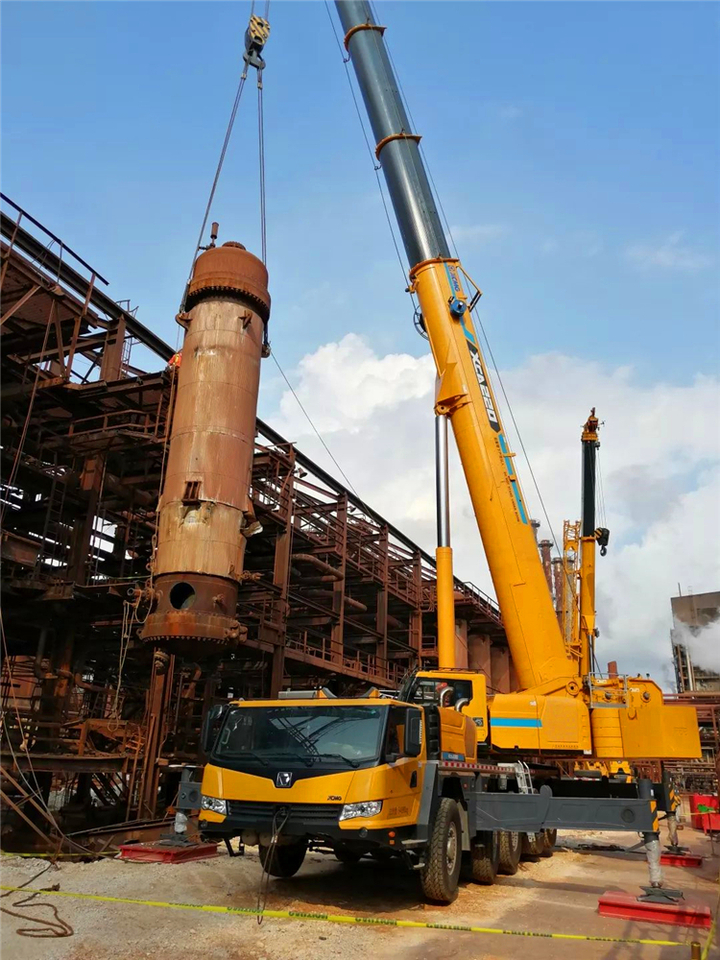 XCMG Official Crane Lifting XCA260 260 Ton All Terrain Crane With 92.6m Lifting Height - All terrain crane: picture 4 XCMG Official Crane Lifting XCA260 260 Ton All Terrain Crane With 92.6m Lifting Height - All terrain crane: picture 4