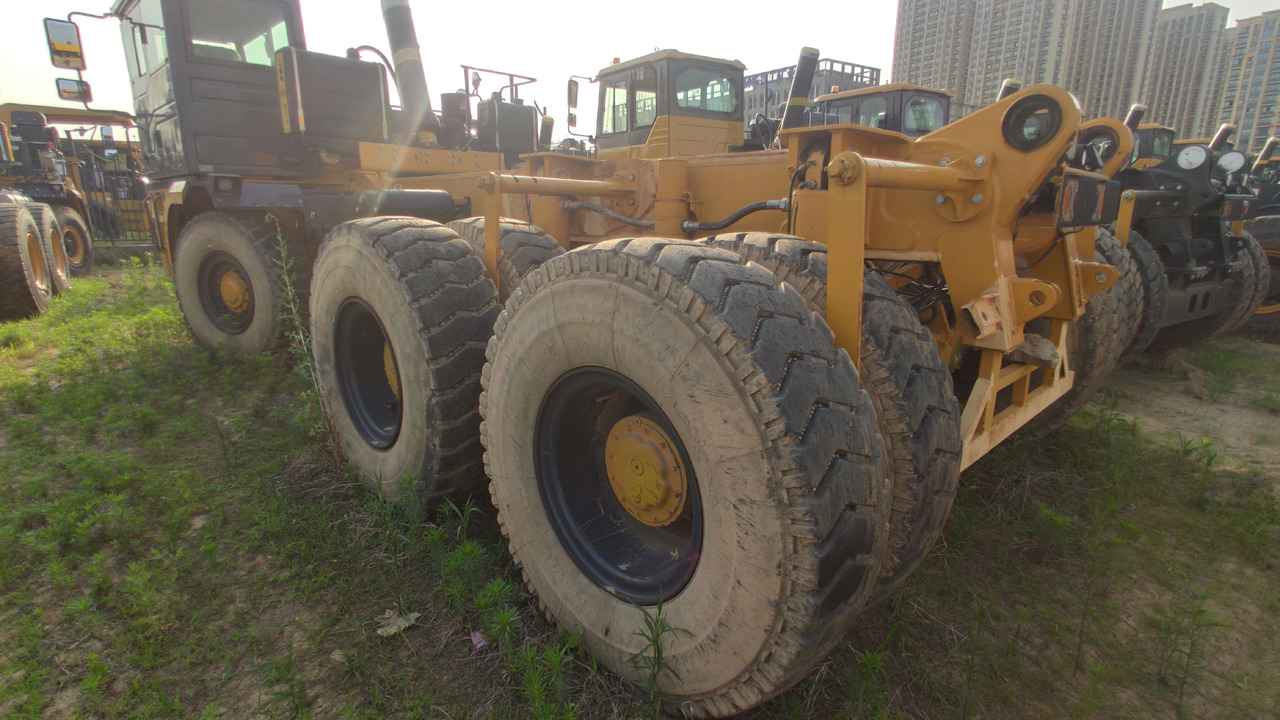 XCMG Official Second Hand 70 Ton 6x4 Dump Truck XDM80 China Tipper Trucks For Sale - Dumper: picture 3 XCMG Official Second Hand 70 Ton 6x4 Dump Truck XDM80 China Tipper Trucks For Sale - Dumper: picture 3
