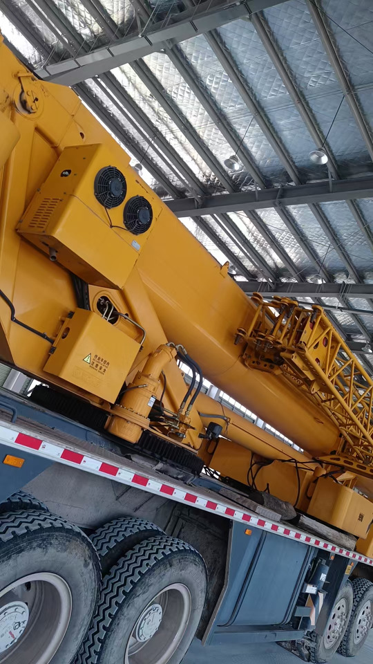 XCMG Official Second Hand 70 Ton Mobile Crane QY70K5D_1 Truck Mounted Crane - Mobile crane: picture 5 XCMG Official Second Hand 70 Ton Mobile Crane QY70K5D_1 Truck Mounted Crane - Mobile crane: picture 5