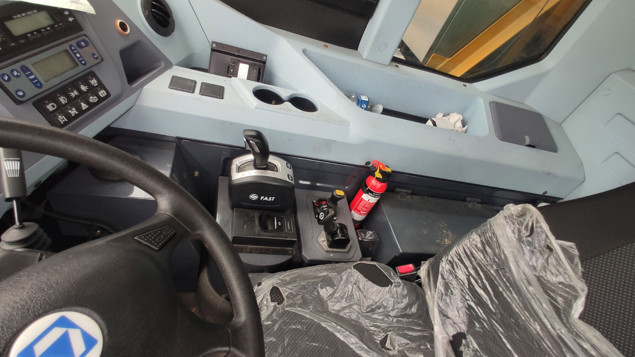 XCMG Official Second Hand Chinese Tipper Truck 72 Ton XDR80TE Mining Dump Truck Price - Dumper: picture 5 XCMG Official Second Hand Chinese Tipper Truck 72 Ton XDR80TE Mining Dump Truck Price - Dumper: picture 5