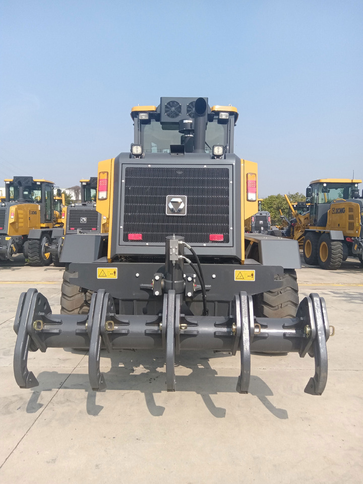 XCMG Official Used Graders GR2153A 215hp Motor Grader For Sale - Grader: picture 2 XCMG Official Used Graders GR2153A 215hp Motor Grader For Sale - Grader: picture 2