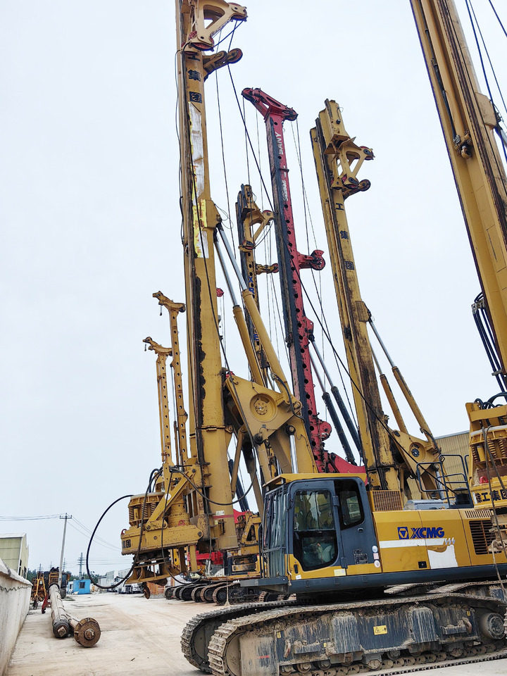 XCMG Offiical Used Rotary Drilling Rigs Drilling Machine XR220D Pile Drilling Rig For Sale - Drilling rig: picture 2 XCMG Offiical Used Rotary Drilling Rigs Drilling Machine XR220D Pile Drilling Rig For Sale - Drilling rig: picture 2