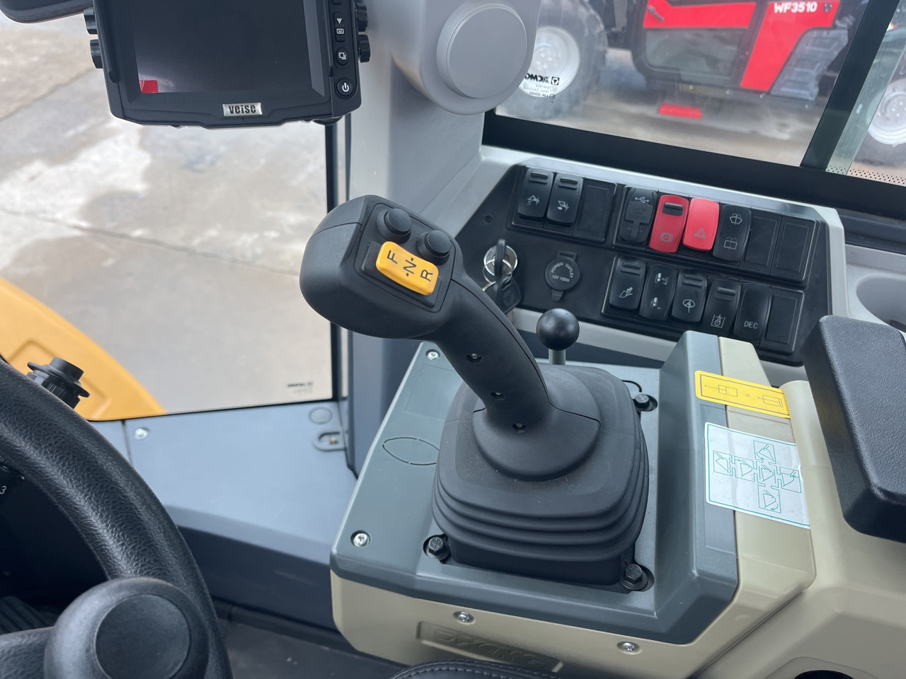 XCMG XC958E 5ton second hand diesel wheel loader for sale - Wheel loader: picture 3 XCMG XC958E 5ton second hand diesel wheel loader for sale - Wheel loader: picture 3