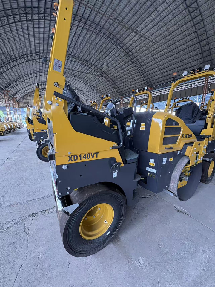 Mini roller XCMG XD140VT 4ton small Light Diesel Vibratory Road Roller: picture 6 Mini roller XCMG XD140VT 4ton small Light Diesel Vibratory Road Roller: picture 6