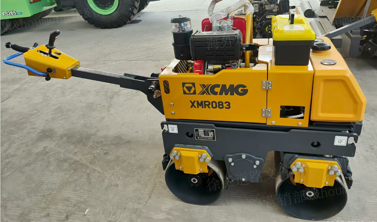 XCMG XMR083 light mini double drum 1 ton vibratory compactor - Mini roller: picture 3 XCMG XMR083 light mini double drum 1 ton vibratory compactor - Mini roller: picture 3