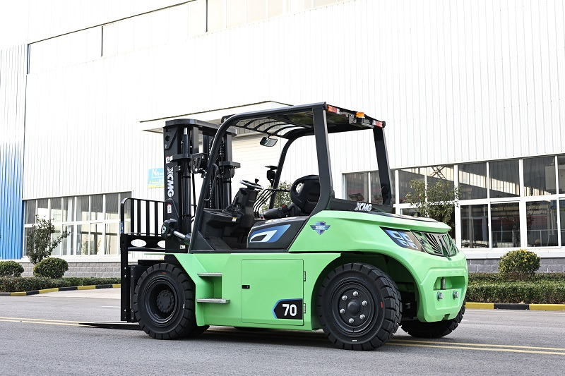 XCMG XVB70-G 7ton heavy counterbalanced battery electric forklift - Electric forklift: picture 3 XCMG XVB70-G 7ton heavy counterbalanced battery electric forklift - Electric forklift: picture 3