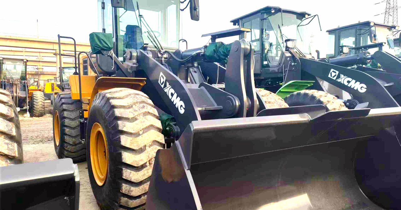 XCMG hot sale used diesel shovel wheel loader 5 ton ZL50GN price - Wheel loader: picture 4 XCMG hot sale used diesel shovel wheel loader 5 ton ZL50GN price - Wheel loader: picture 4