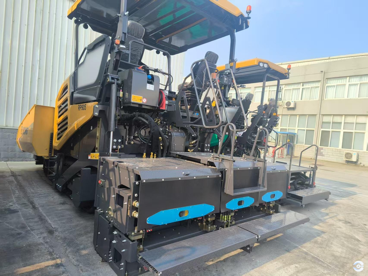XCMG official used asphalt paver RP905IV Concrete machine - Asphalt paver: picture 5 XCMG official used asphalt paver RP905IV Concrete machine - Asphalt paver: picture 5