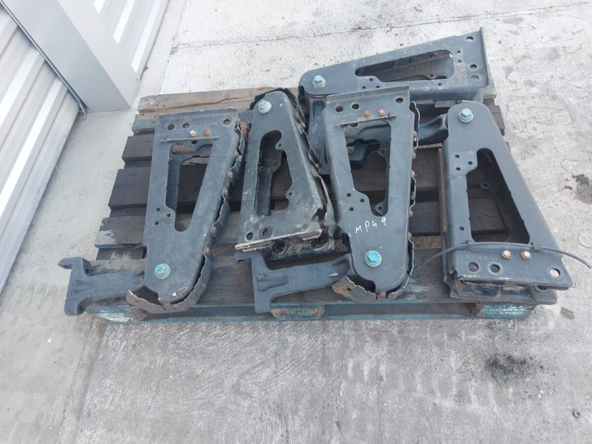 Cabin suspension A Mercedes-Benz ACTROS MP4 truck - Cab suspension for Truck: picture 2 Cabin suspension A Mercedes-Benz ACTROS MP4 truck - Cab suspension for Truck: picture 2