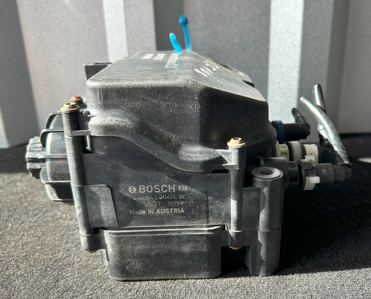 DAF CF EURO 6 DENOXTRONIX 2.2 ADBLUE PUMP - Muffler/ Exhaust system for Truck: picture 3 DAF CF EURO 6 DENOXTRONIX 2.2 ADBLUE PUMP - Muffler/ Exhaust system for Truck: picture 3