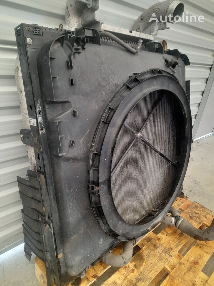 DAF XF 106 1909450 / 1993568 DAF truck - Radiator for Truck: picture 2 DAF XF 106 1909450 / 1993568 DAF truck - Radiator for Truck: picture 2