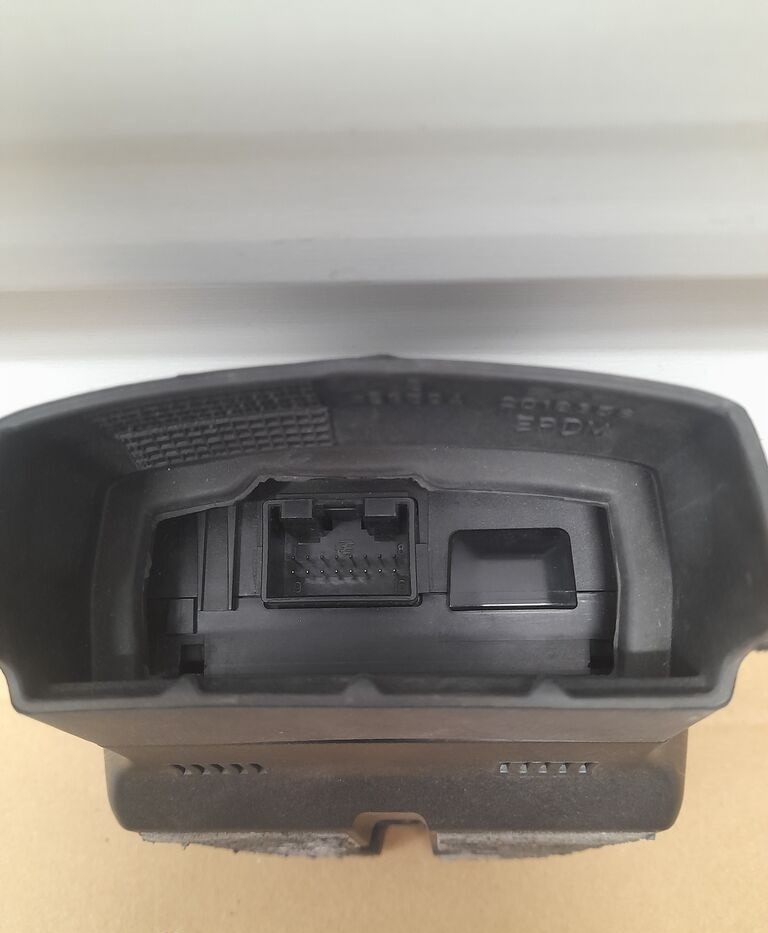 DAF XF 106 2119707 DAF XF 106 LIFT 2119707 truck - Cab and interior for Truck: picture 2 DAF XF 106 2119707 DAF XF 106 LIFT 2119707 truck - Cab and interior for Truck: picture 2