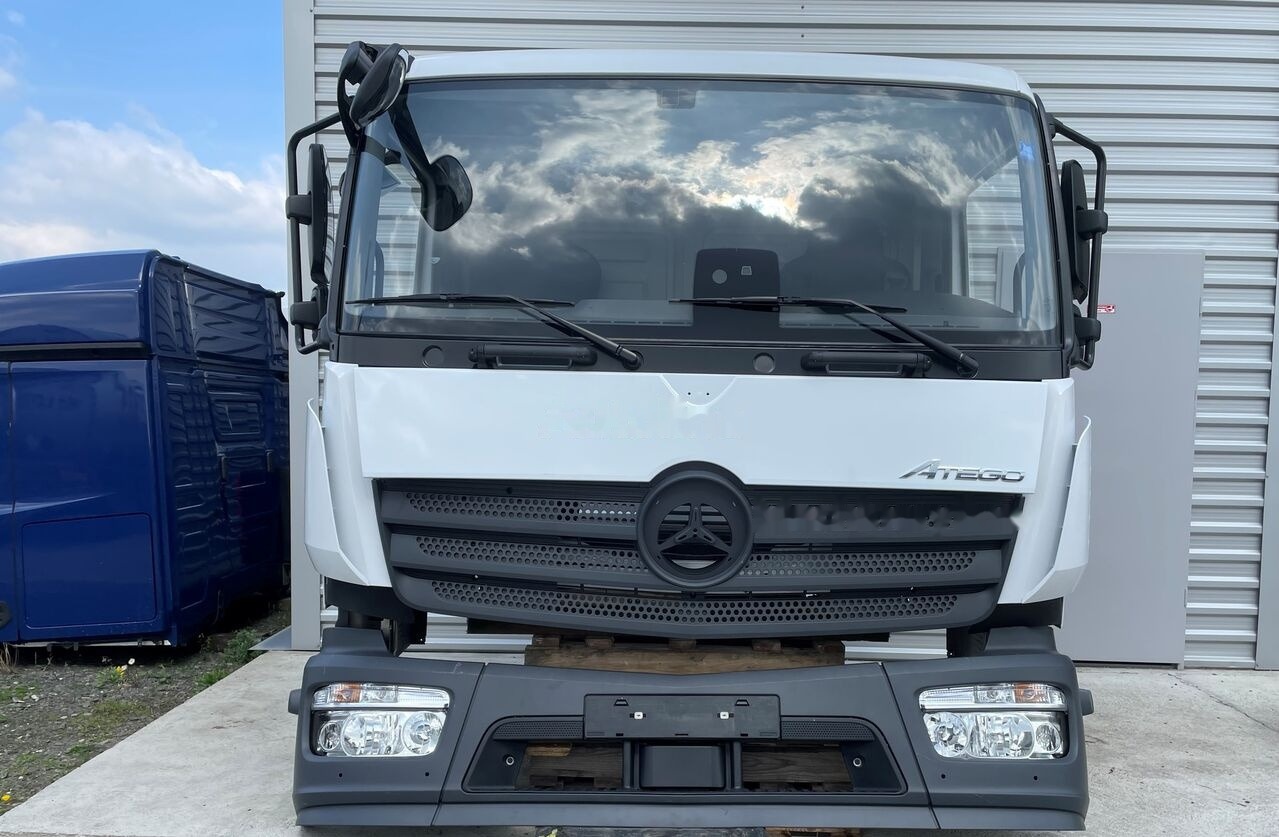 FRONT BUMPER COMPLETE EXTRA COST 700EU Mercedes-Benz ATEGO Euro 6 Mercedes-Benz 1523 L, 1524 L, 1527 L, 1530 - Cab for Truck: picture 1 FRONT BUMPER COMPLETE EXTRA COST 700EU Mercedes-Benz ATEGO Euro 6 Mercedes-Benz 1523 L, 1524 L, 1527 L, 1530 - Cab for Truck: picture 1