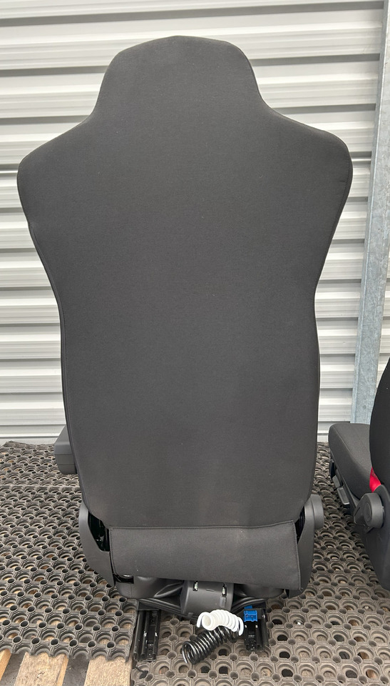 IVECO NEW SEAT IVECO S-WAY - Seat: picture 3 IVECO NEW SEAT IVECO S-WAY - Seat: picture 3