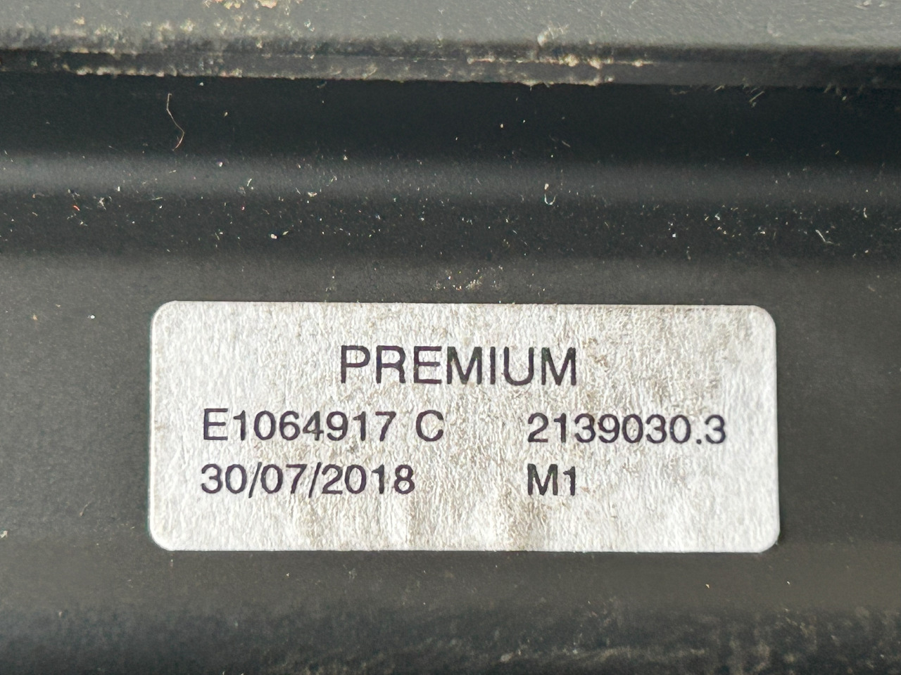 MERCEDES AIR CONDITIONING CONTROL PANEL AROCS MP4 - A/C part: picture 3 MERCEDES AIR CONDITIONING CONTROL PANEL AROCS MP4 - A/C part: picture 3