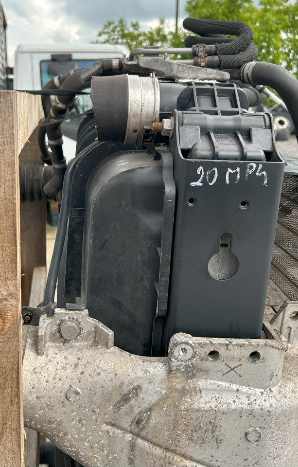 Mercedes ACTROS MP4 COOLERS SET - Radiator: picture 5 Mercedes ACTROS MP4 COOLERS SET - Radiator: picture 5