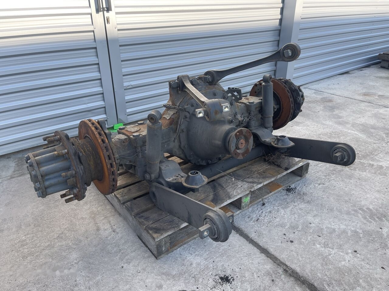 Mercedes-Benz R440-13 2.277 Mercedes-Benz MP4 truck - Rear axle for Truck: picture 2 Mercedes-Benz R440-13 2.277 Mercedes-Benz MP4 truck - Rear axle for Truck: picture 2