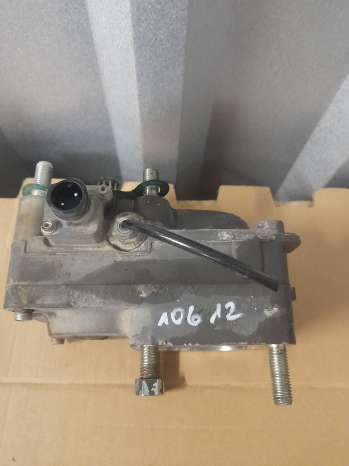 PRZYSTAWKA PTO DAF XF 106 1609522 / 6090042021 DAF 1609522 / 6090042021 XF 106 - Hydraulics for Truck: picture 3 PRZYSTAWKA PTO DAF XF 106 1609522 / 6090042021 DAF 1609522 / 6090042021 XF 106 - Hydraulics for Truck: picture 3