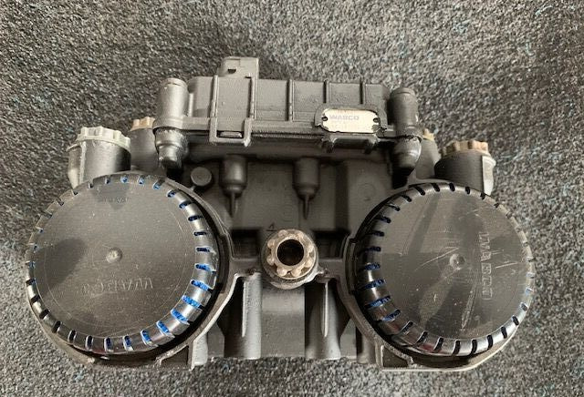 WABCO 1867002   DAF XF 106 truck - Brake valve for Truck: picture 1 WABCO 1867002   DAF XF 106 truck - Brake valve for Truck: picture 1