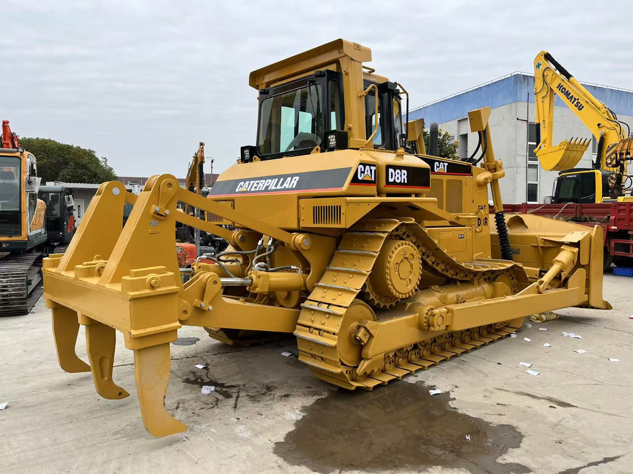 CATERPILLAR Used Bulldozer CAT D8R for Mining & Construction Projects - Bulldozer: picture 5 CATERPILLAR Used Bulldozer CAT D8R for Mining & Construction Projects - Bulldozer: picture 5