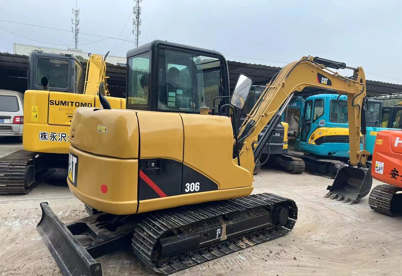 Caterpillar 6 ton Excavator CAT 306 Used Condition - Crawler excavator: picture 5 Caterpillar 6 ton Excavator CAT 306 Used Condition - Crawler excavator: picture 5