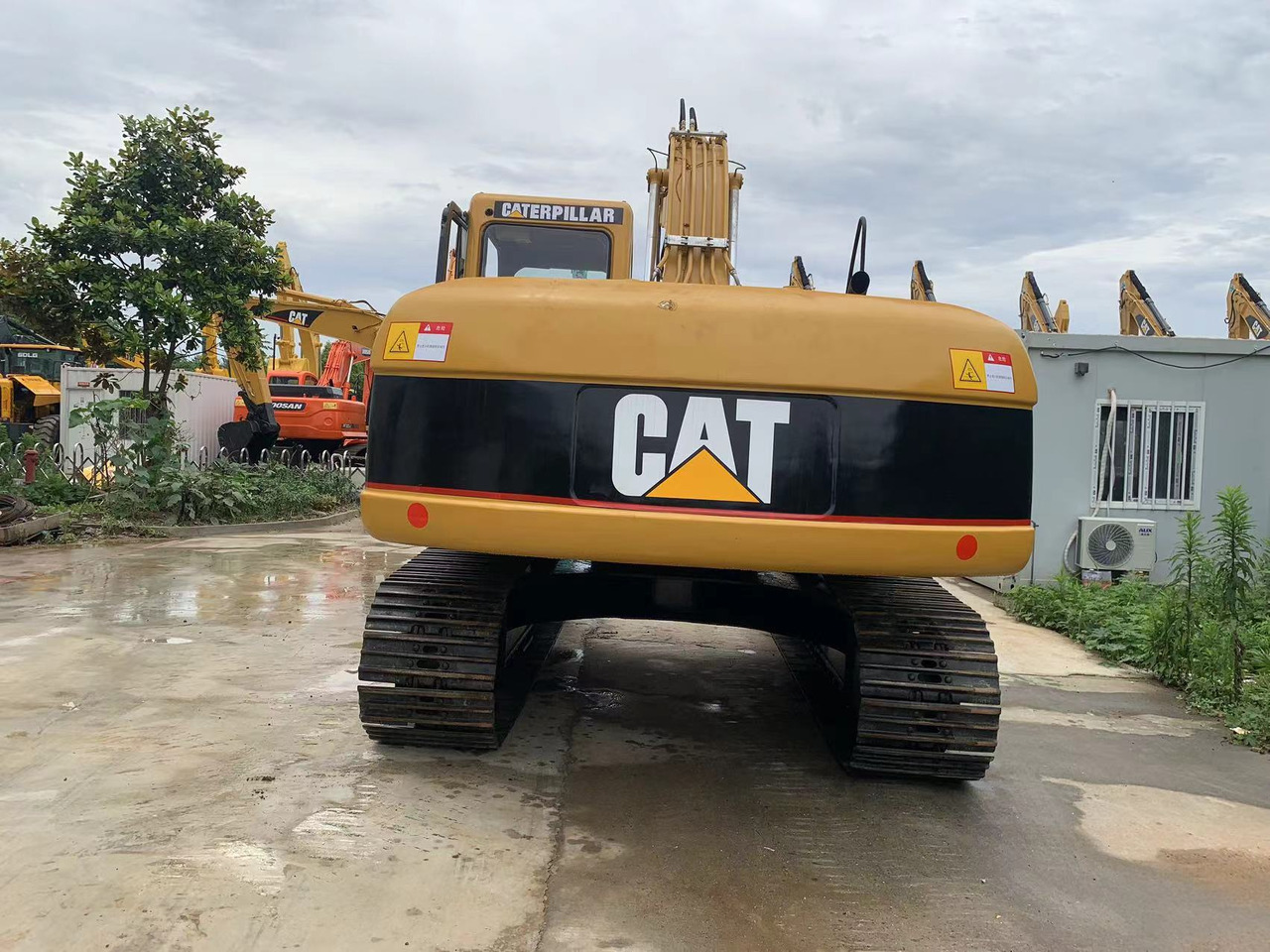Caterpillar Low-Hour Used CAT 320CL Excavator | 3066T Engine | Negotiable Price for Bulk Order - Crawler excavator: picture 2 Caterpillar Low-Hour Used CAT 320CL Excavator | 3066T Engine | Negotiable Price for Bulk Order - Crawler excavator: picture 2