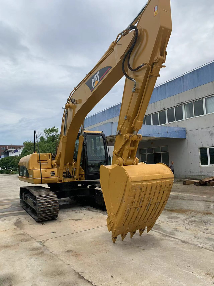 Caterpillar Low-Hour Used CAT 320CL Excavator | 3066T Engine | Negotiable Price for Bulk Order - Crawler excavator: picture 5 Caterpillar Low-Hour Used CAT 320CL Excavator | 3066T Engine | Negotiable Price for Bulk Order - Crawler excavator: picture 5