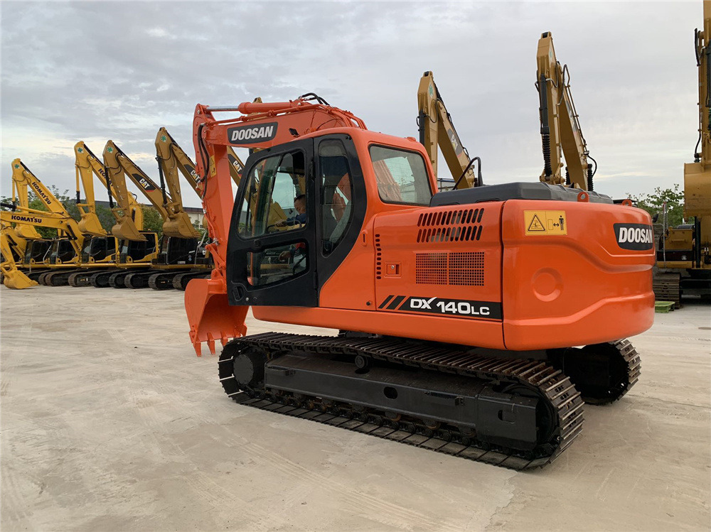 Doosan 14 ton Used Excavator Doosan DX140 for Sale - Crawler excavator: picture 3 Doosan 14 ton Used Excavator Doosan DX140 for Sale - Crawler excavator: picture 3