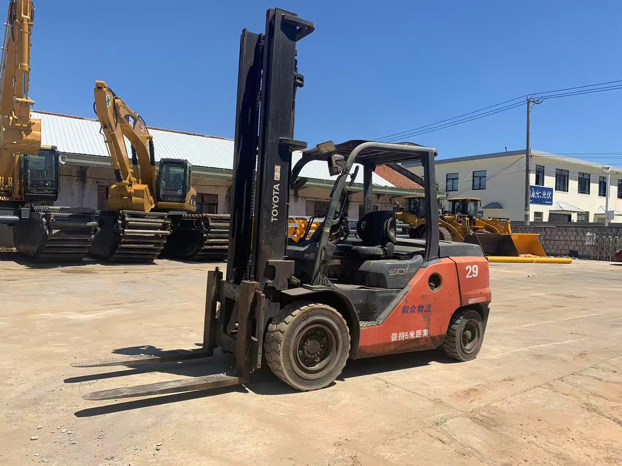 Toyota FD50 Forklift Original Color Japan Forklift with High Mast - Diesel forklift: picture 2 Toyota FD50 Forklift Original Color Japan Forklift with High Mast - Diesel forklift: picture 2