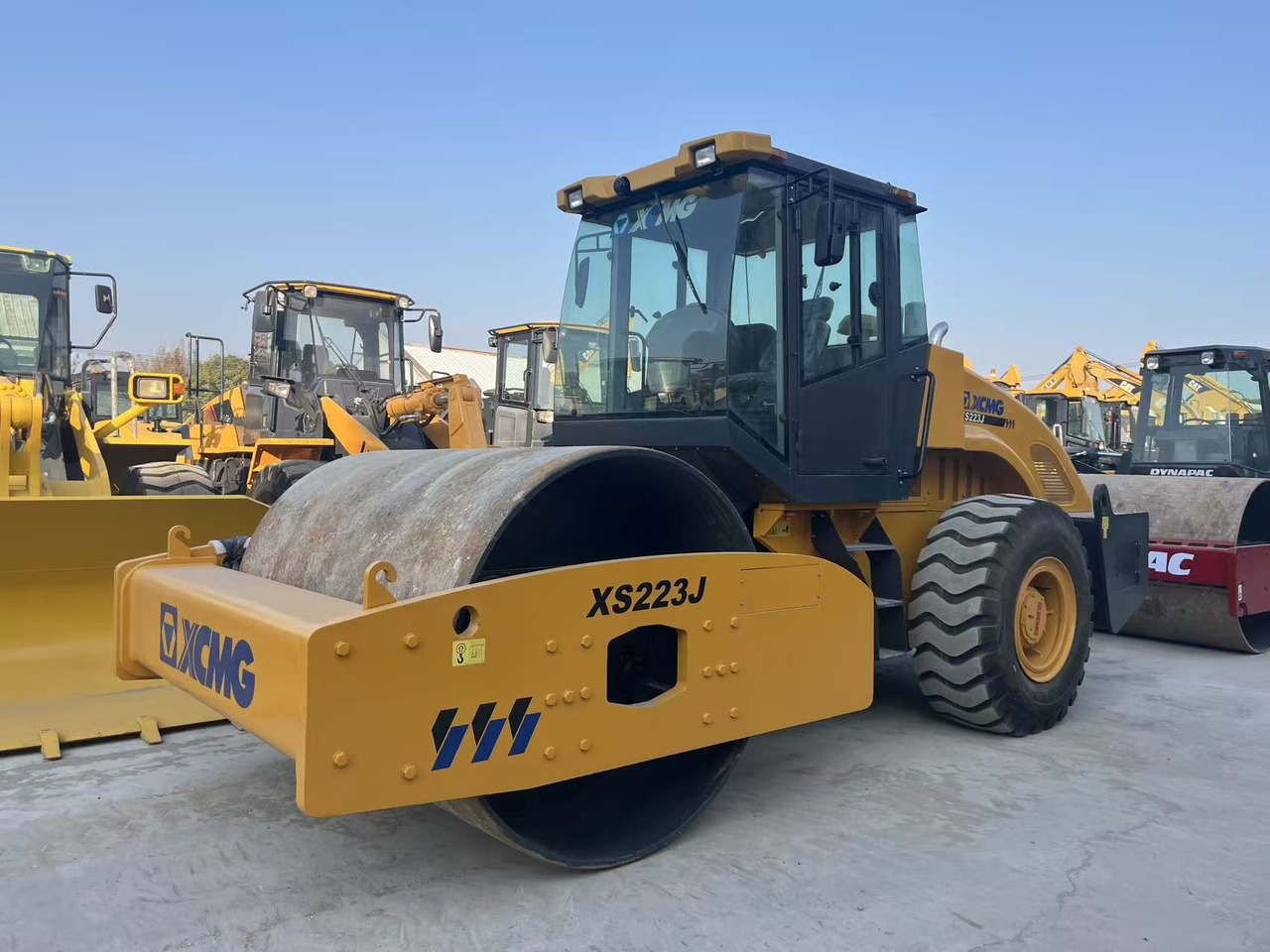 XCMG XS223J Excellent Condition 22 ton Vibratory Road roller - Road roller: picture 2 XCMG XS223J Excellent Condition 22 ton Vibratory Road roller - Road roller: picture 2