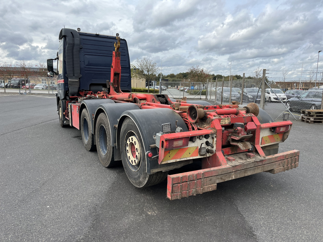 Volvo FM 500 8x4 - Hook lift truck: picture 5 Volvo FM 500 8x4 - Hook lift truck: picture 5